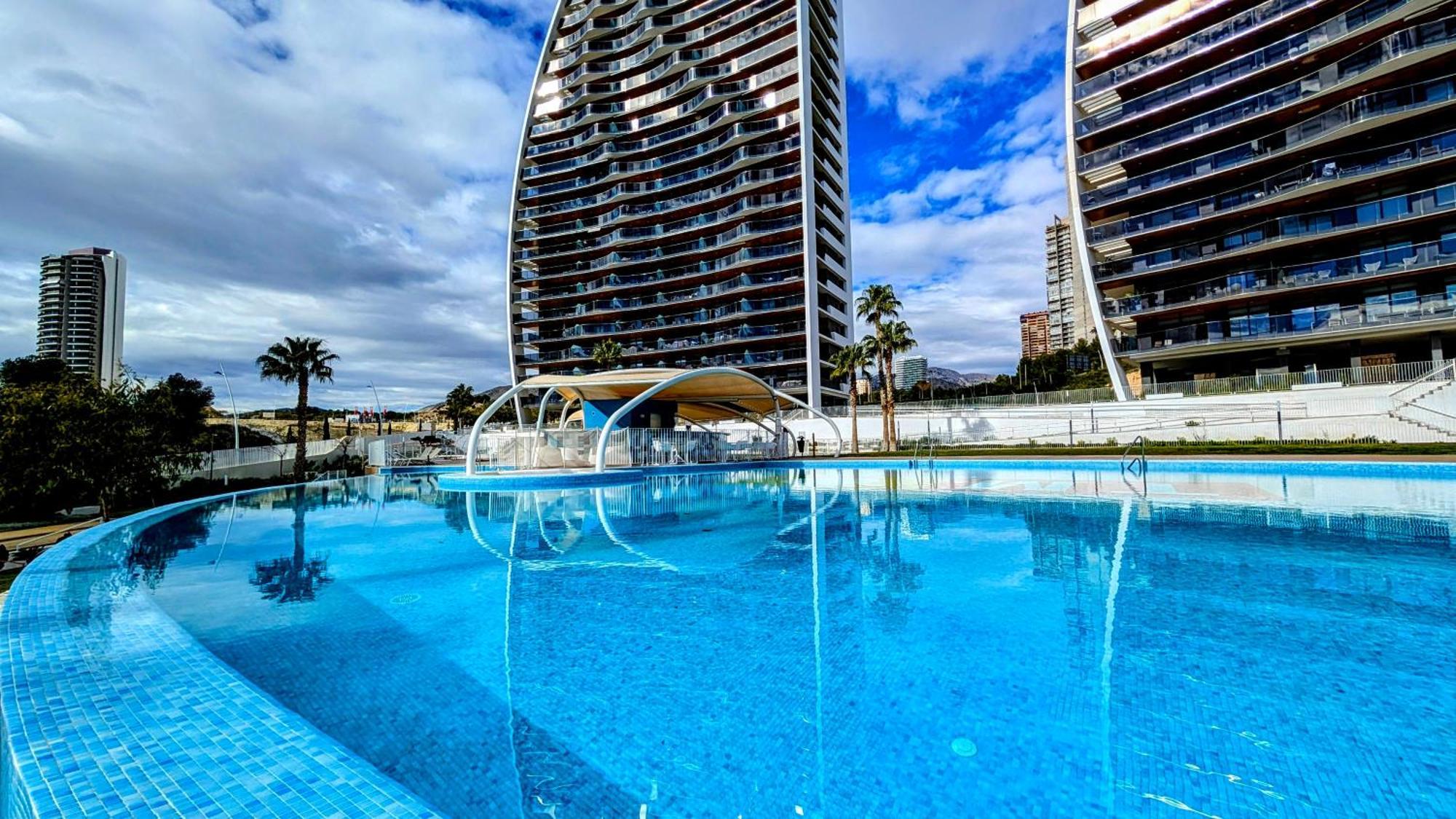 Sunset Waves Lovely Apartment 베니돔 외부 사진
